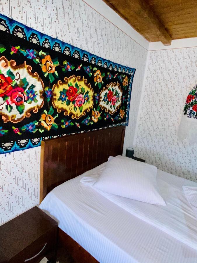 Floare De Maramures 1 Vadu Izei Eksteriør bilde