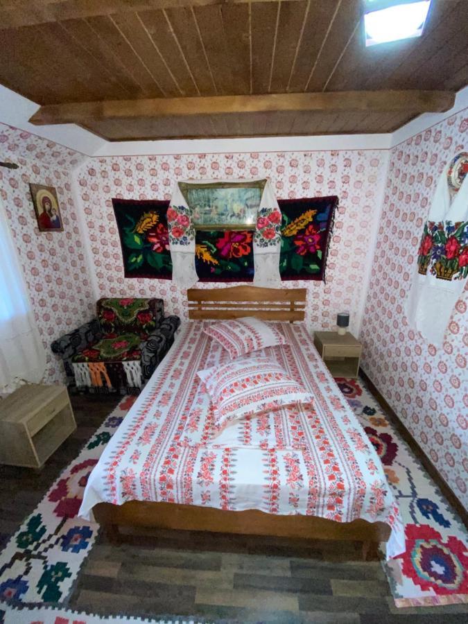 Floare De Maramures 1 Vadu Izei Eksteriør bilde