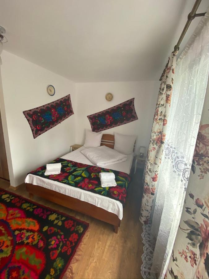 Floare De Maramures 1 Vadu Izei Eksteriør bilde